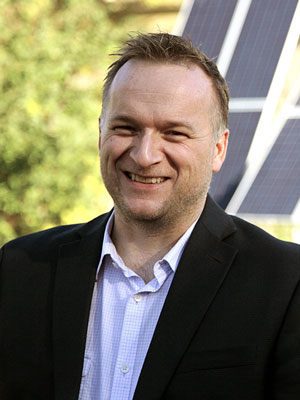 Bram Noble is a professor in the Department of Geography and Planning at USask. 