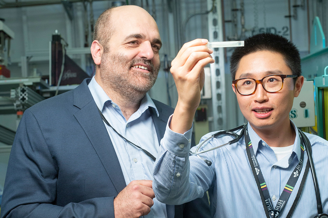 Juan Ianowski and Julian Tam have partnered across the fields of biomedical science and clinical practice to achieve significant research success. Photo by Dave Stobbe