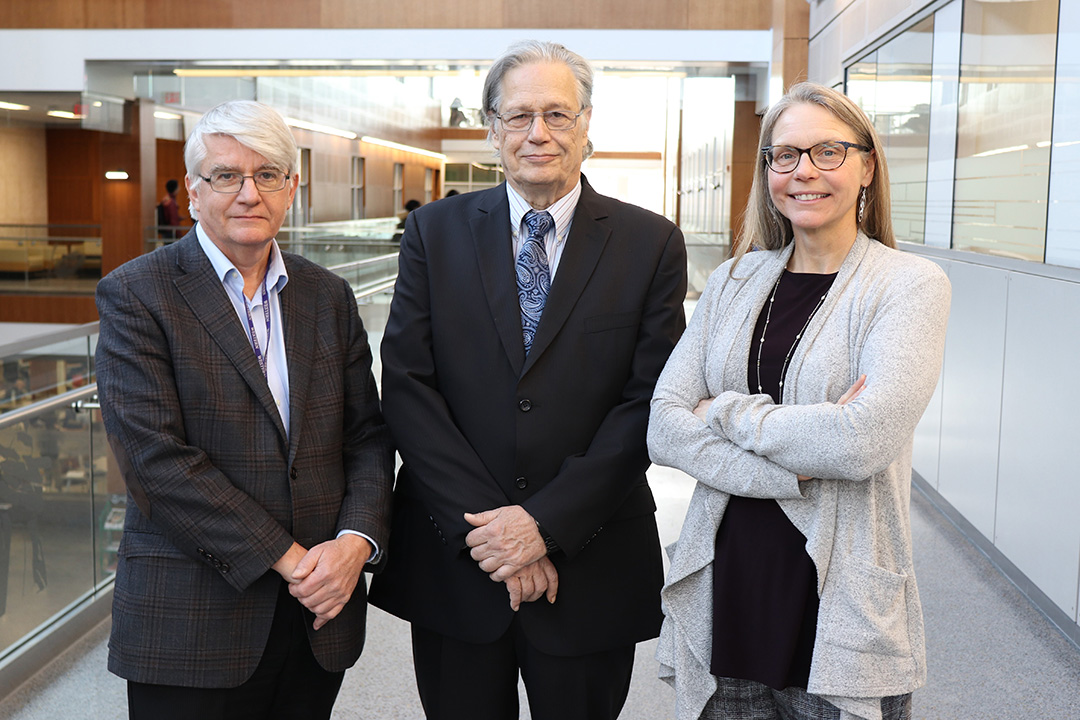 Dr. Paul Babyn (MD) and Dr. Carl Wesolowski (MD) of the College of Medicine and Dr. Jane Alcorn (PhD) of the College of Pharmacy and Nutrition collaborated on a five-year research study. (Photo: Kristen McEwen)