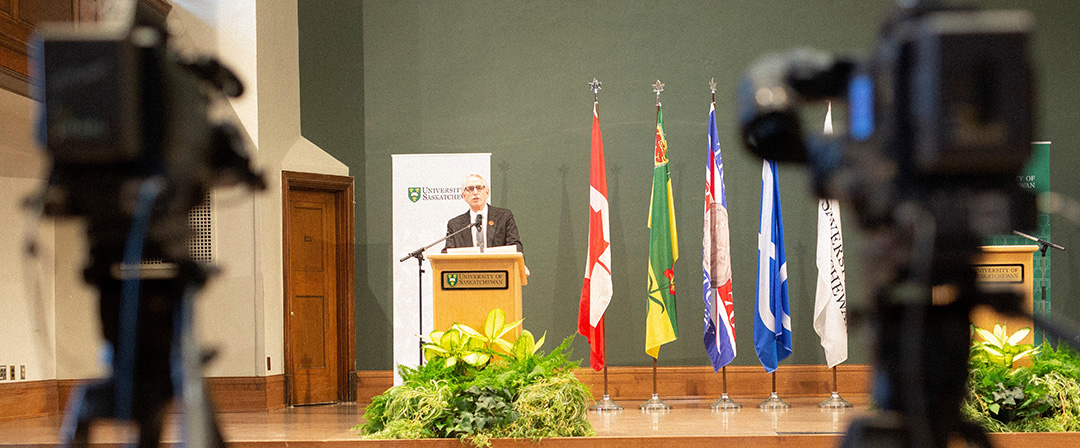 University of Saskatchewan President Peter Stoicheff’s public presentations were often delivered remotely via video in 2020, the year of the pandemic. (Photo: David Stobbe)