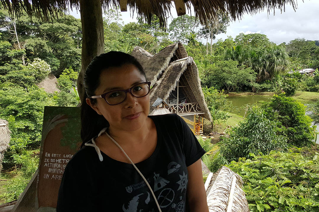 USask graduate student Veronica Santafe Troncoso during her field work at Sinchi Warmi, a tourism lodge owned and managed by Indigenous Kichwa women in the Amazonia of Ecuador. (Photo: Andres Santafe)