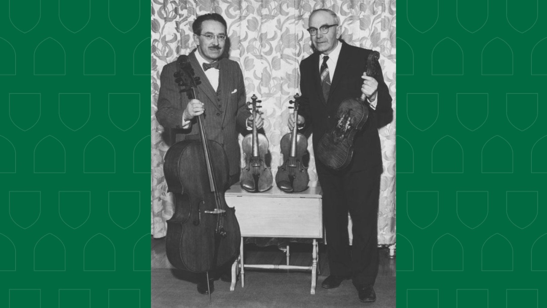 Stephen Kolbinson (right) presenting the Amati quartet to Murray Adaskin of the University of Saskatchewan in 1957 (Credit: Prairie Fiddler, glenclarson.com)