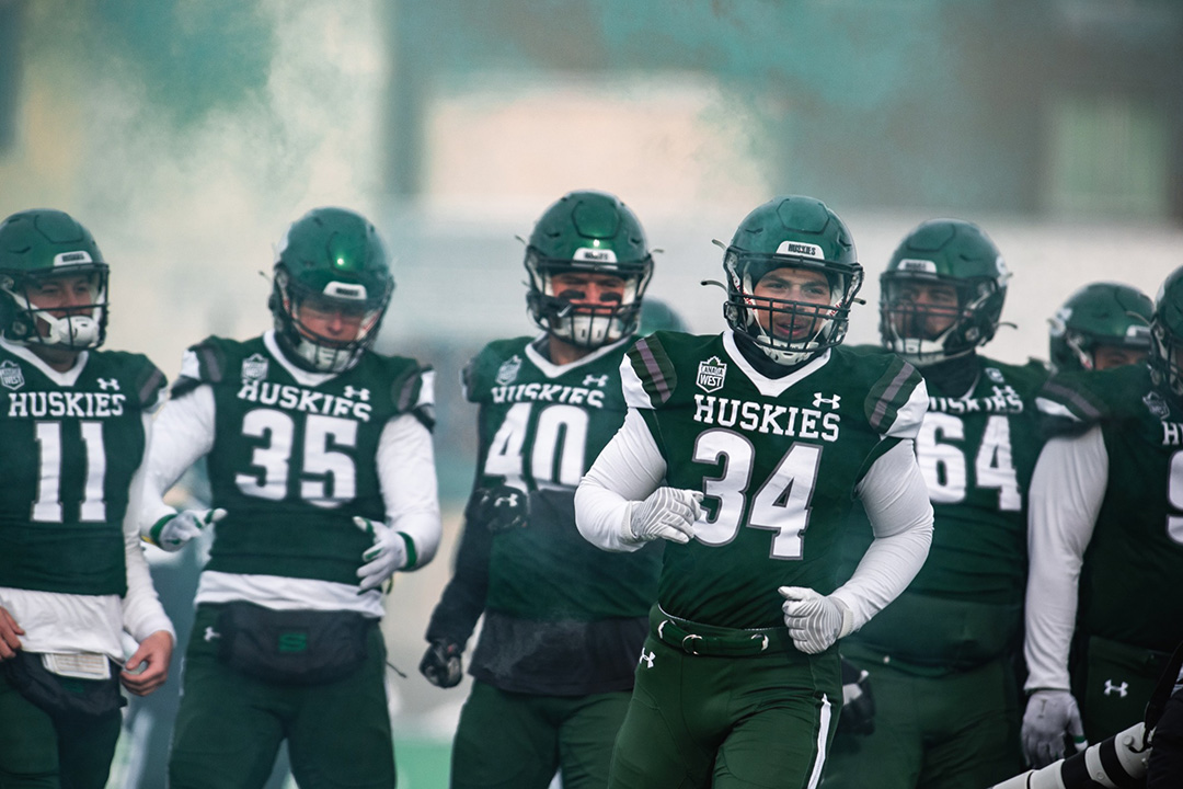 The University of Saskatchewan (USask) Huskies celebrated winning to earn a spot in the Vanier Cup national championship game.