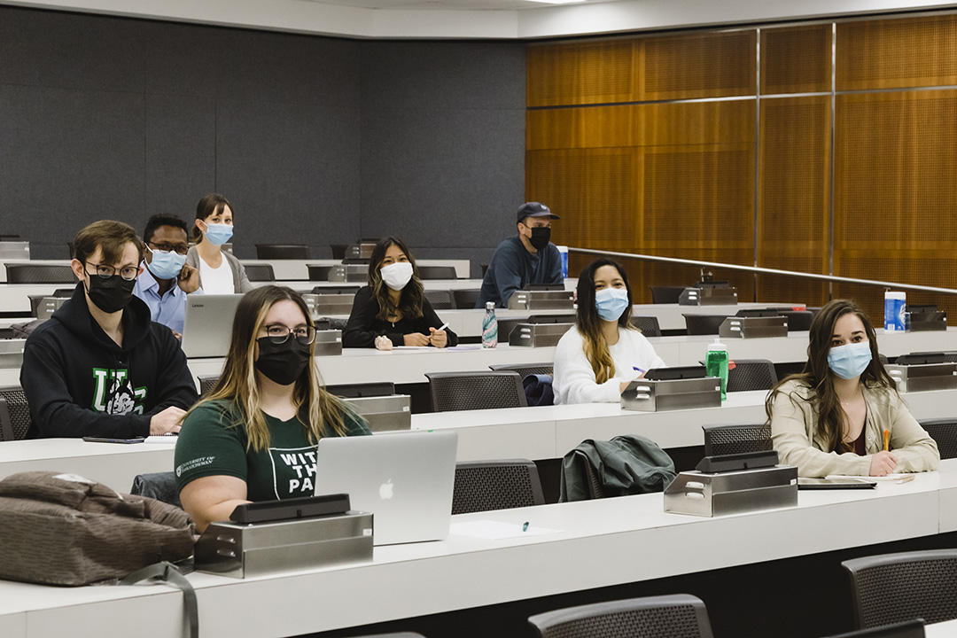USask students in a lecture theatre on the Saskatoon campus. (Photo: University of Saskatchewan)