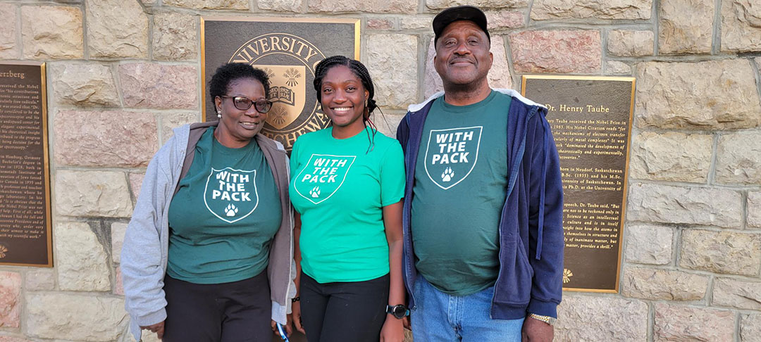 Kacia Whilby with her parents Kingsley and Barbara during their visit to the University of Saskatchewan. (Photo: Submitted)
