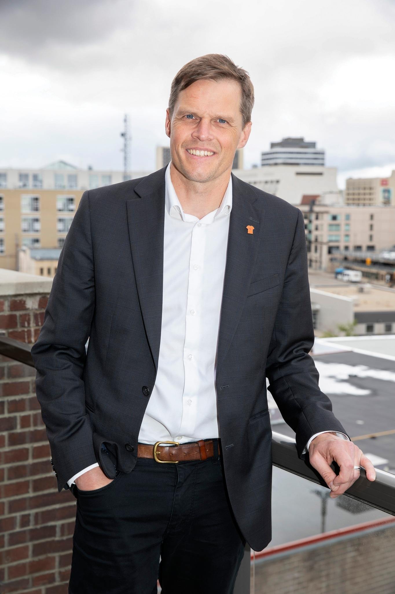 The group from Saskatchewan includes City of Saskatoon Mayor Charlie Clark (pictured), head of planning and development Lesley Anderson and head of transportation Jay Magus, along with SHA senior population health promotion practitioner Cora Janzen and USask professor Dr. Nazeem Muhajarine (PhD). 