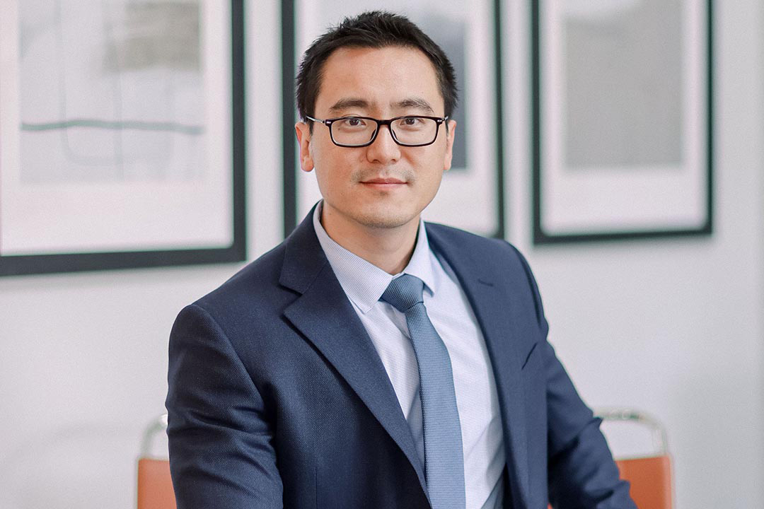 USask graduate Lu Wang hopes his new law background can help ease language difficulties for his primarily Mandarin-speaking friends and family living in Canada. 