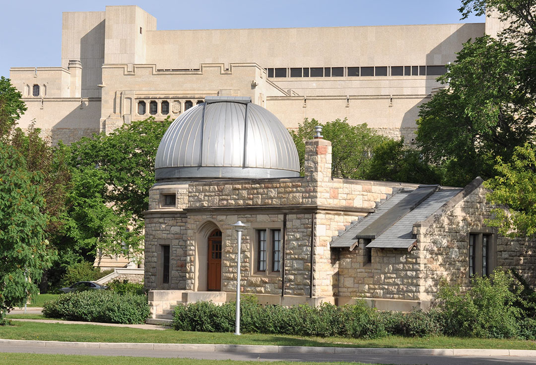 The USask Observatory with the night sky visible in background.