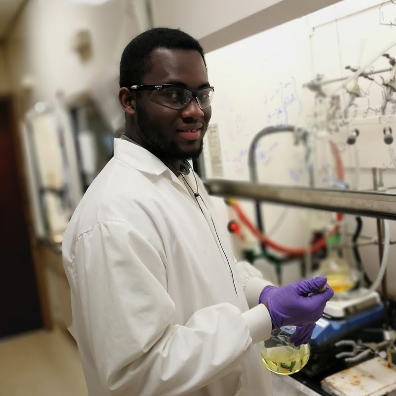 USask PhD student Omozojie Paul Aigbogun in the lab at the University of Saskatchewan. (Photo: Submitted)