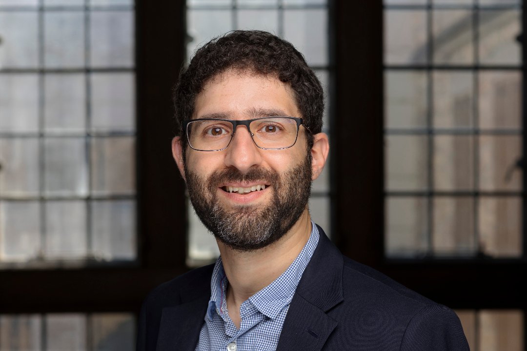 Dr. Steven Rayan (PhD) is the director of USask’s Centre for Quantum Topology and its Applications (quanTA), and lead of USask’s Quantum Innovation Signature Area of Research. 