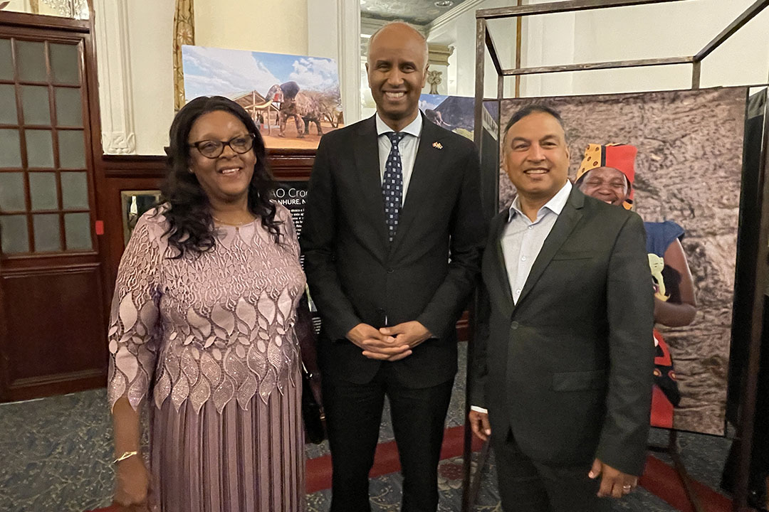 (L-R) Training coordinator Argentina Munguambe, Canadian Minister of International Development Ahmed Hussen and USask’s Dr. Nazeem Muhajarine (PhD) stand for a photo after the announcement of $20 million for Muhajarine’s project ‘Sexual and Reproductive Health for Young Women in Inhambane.’