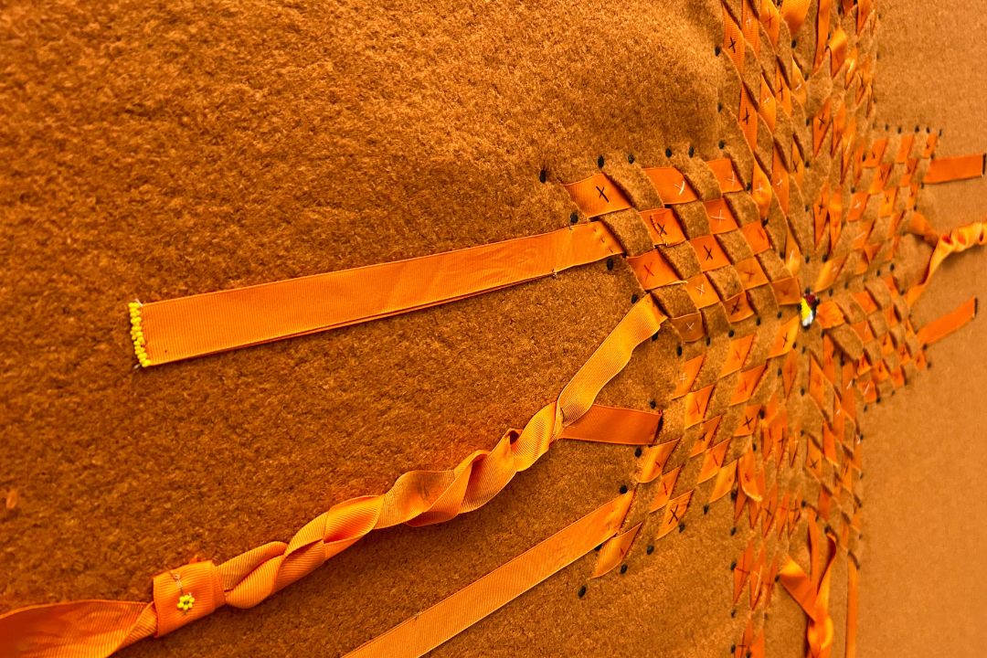 Image of orange star blanket.