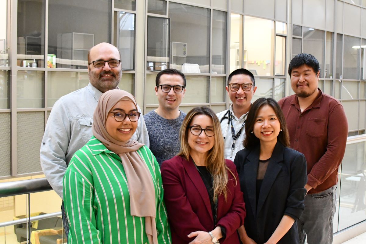 (back to front, L-to-R) Dr. Juan Ianowski (PhD), Nicolas Henao Romero, Dr. Julian Tam (MD), Dr. Xiaojie Luan (PhD), Jannatul Mustofa, Dr. Veronica Campanucci (Phd) and Dr. Yen Le (PhD) contributed to a paper on the role of a newly-identified cell type in cystic fibrosis. (Photo by Matt Olson)