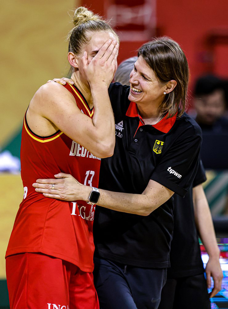 USask Huskies women’s basketball coach Lisa Thomaidis has guided Germany’s women’s basketball team to a spot in the Paris Olympics. (Photo: DBB-German Basketball Federation)
