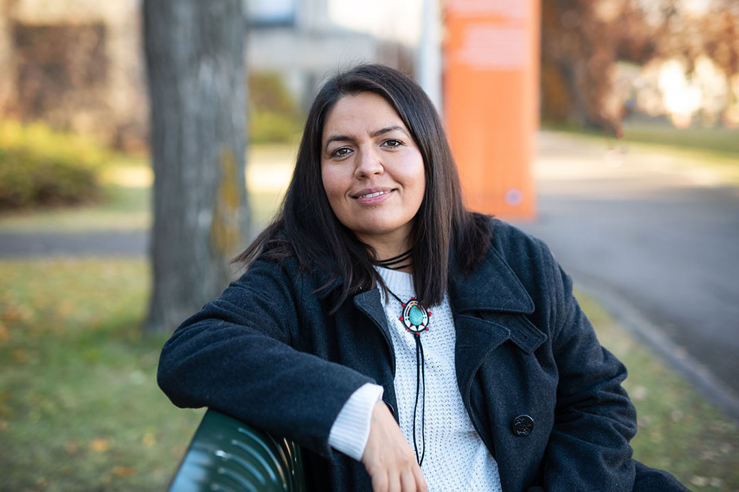 Nahanni Olson of USask received Indspire’s Indigenous Educator Award, recognizing the contribution she’s made to Indigenous youth. (Photo: Rona Andreas for Underground YXE)