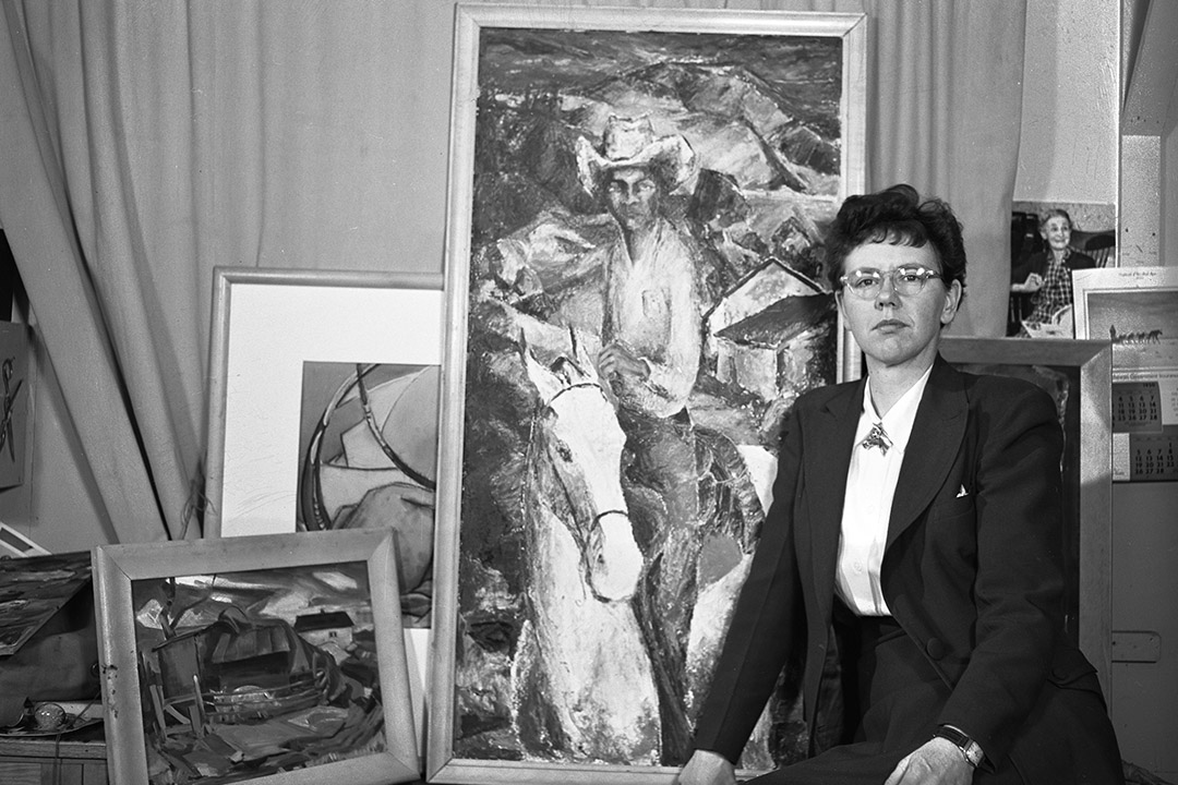 USask graduate Wynona Mulcaster (BA’43) is pictured in 1950. (Photo: City of Saskatoon Archives – S-SP-B-194-006)