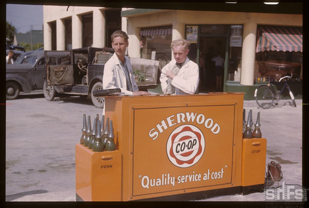 Sherwood Co-op, Regina. August 10, 1946. (Evertt Baker Collection, Saskatchewan History & Folklore Society Collections)