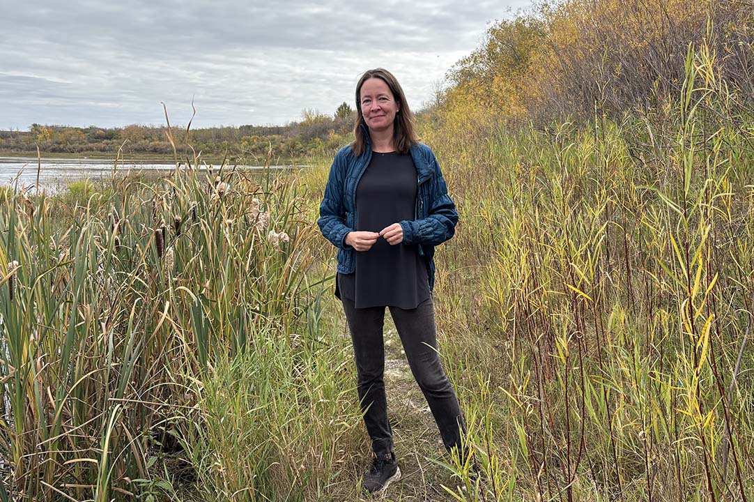 USask’s Dr. Helen Baulch (PhD) is working to identify solutions for nutrient pollution in lakes across the Prairies. (Photo: Erin Matthews/USask)