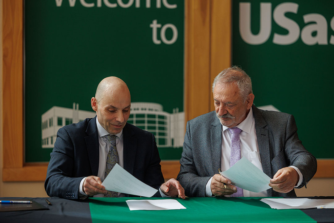 From left: Dr. Jay Wilson, principal of the USask Prince Albert campus, Vince Bruni-Bossio, president and vice-chancellor of USask, and Bill Powalinsky, mayor of the city of Prince Albert. (Photo: David Stobbe for USask)