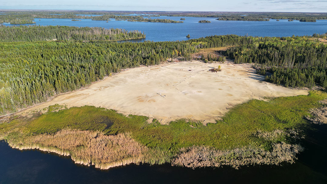 Postdoctoral fellows from Dr. Camille Partin’s (PhD) research group investigating critical minerals hosted in pegmatite intrusions in northern Saskatchewan. 