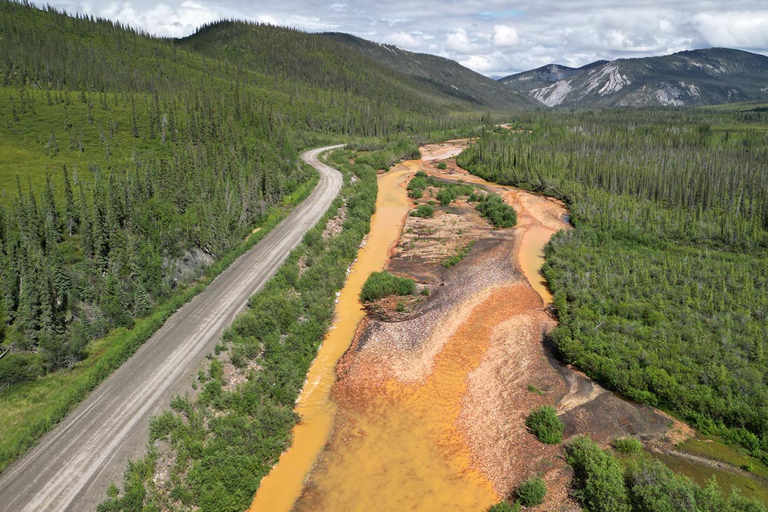 Rapidly 'rusting' subarctic rivers at heart of cross-Canada research project